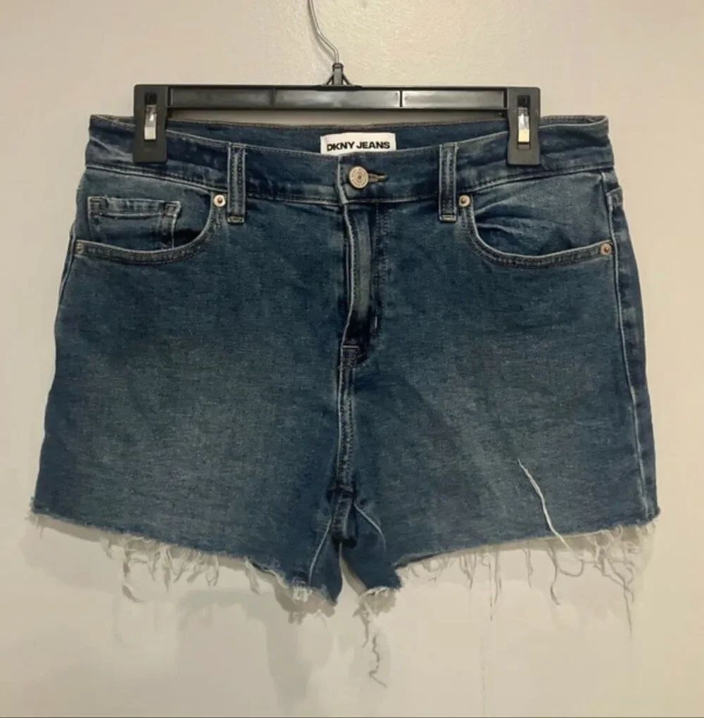 Dkny Dark Wash high rise cut off Jean shorts size 27 Cotton Minimalist #1200